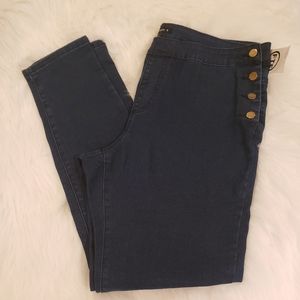 NWT  FTF Size 16 Gold Side Button Jeans